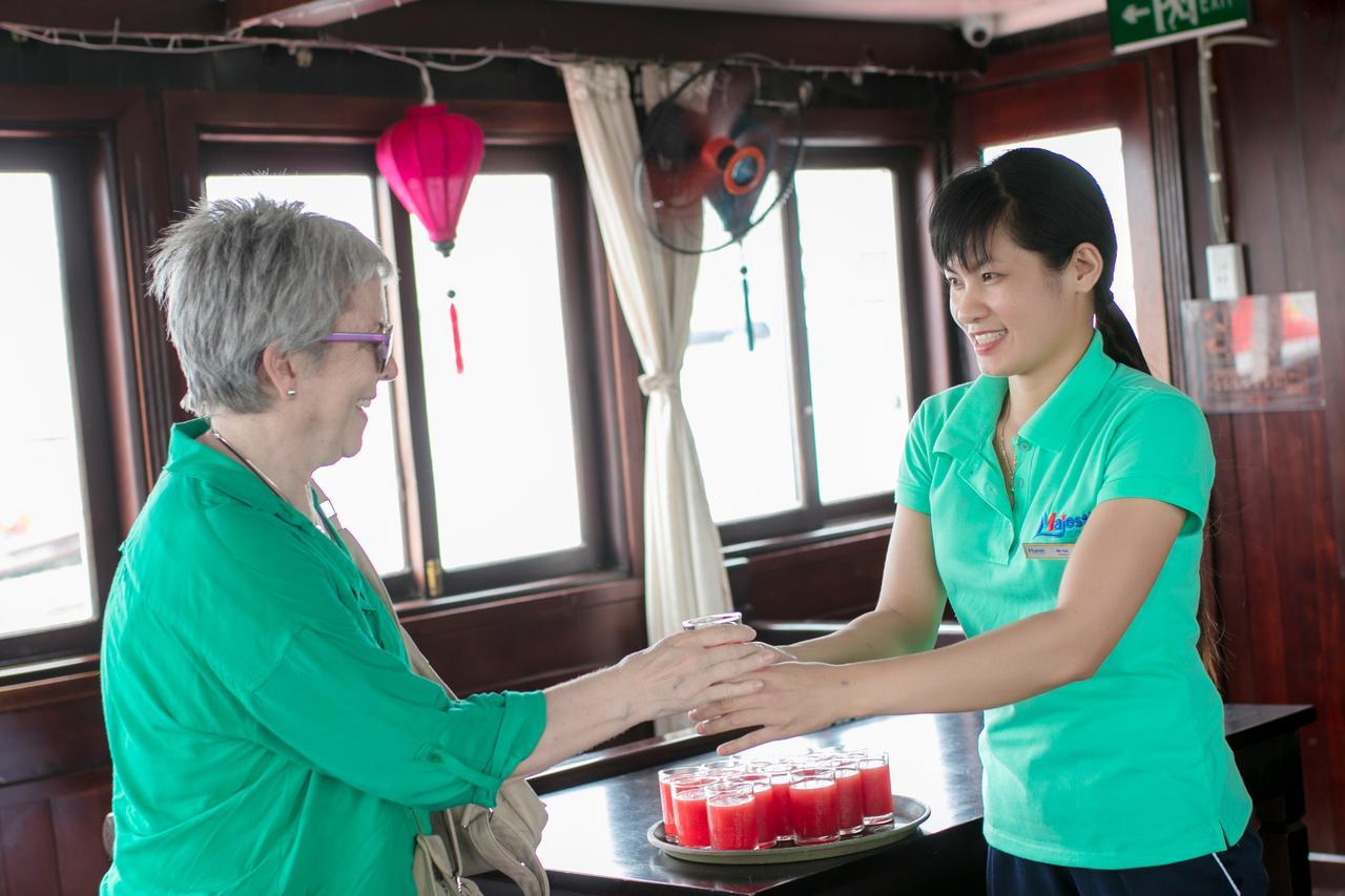 فندق Halong Majestic Legend Cruise ها لونغ المظهر الخارجي الصورة